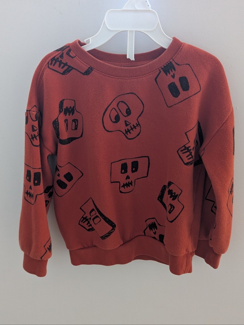 Gap Kids Rust Orange Skull Print Sweatshirt Size 4 Years
